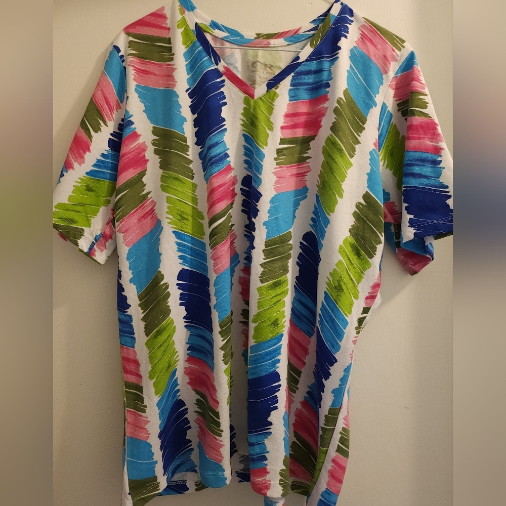 Carroll Reed Colourful Tee. Size xl. Preloved.